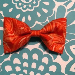 Orange print bow